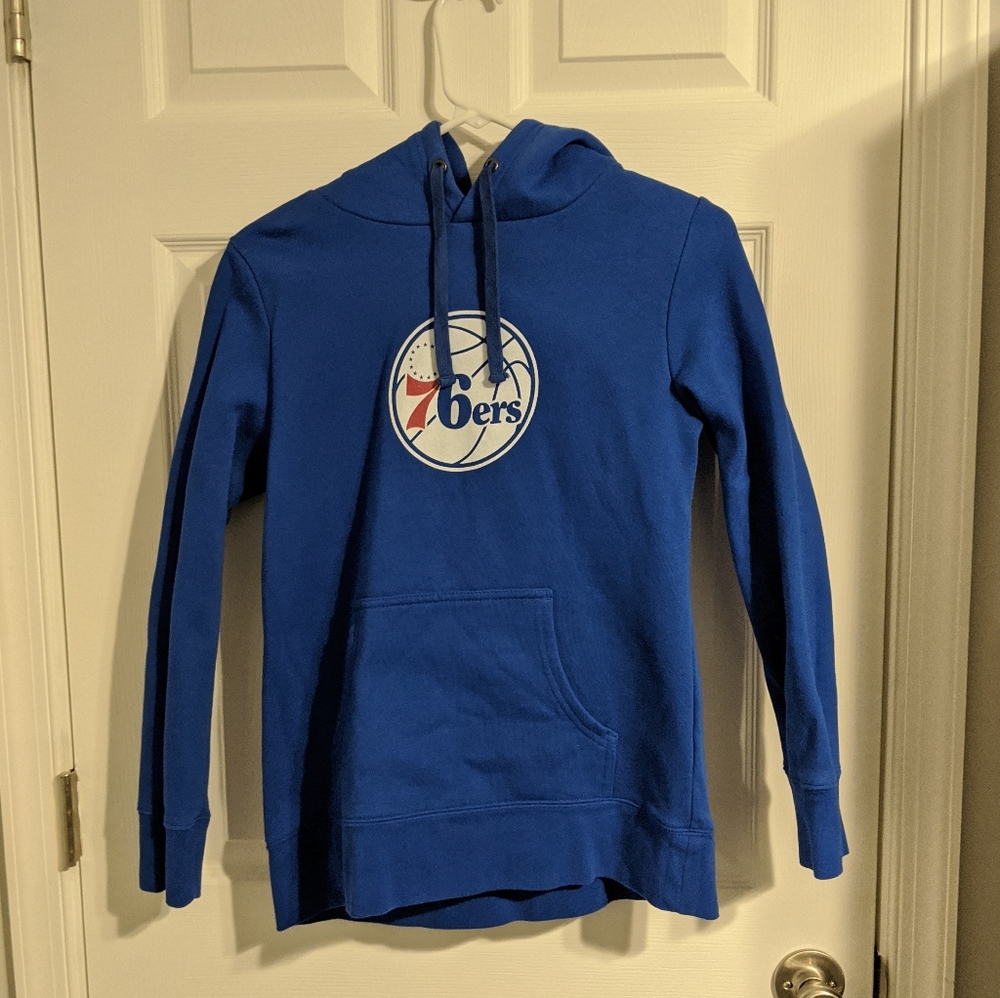 NWOT Philadelphia 76ers Basketball Hoodie